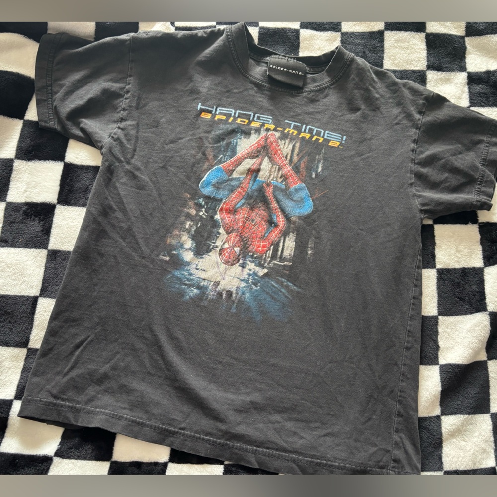 Size 6 y2k 2004 retro Spider-Man 100% cotton tshirt
